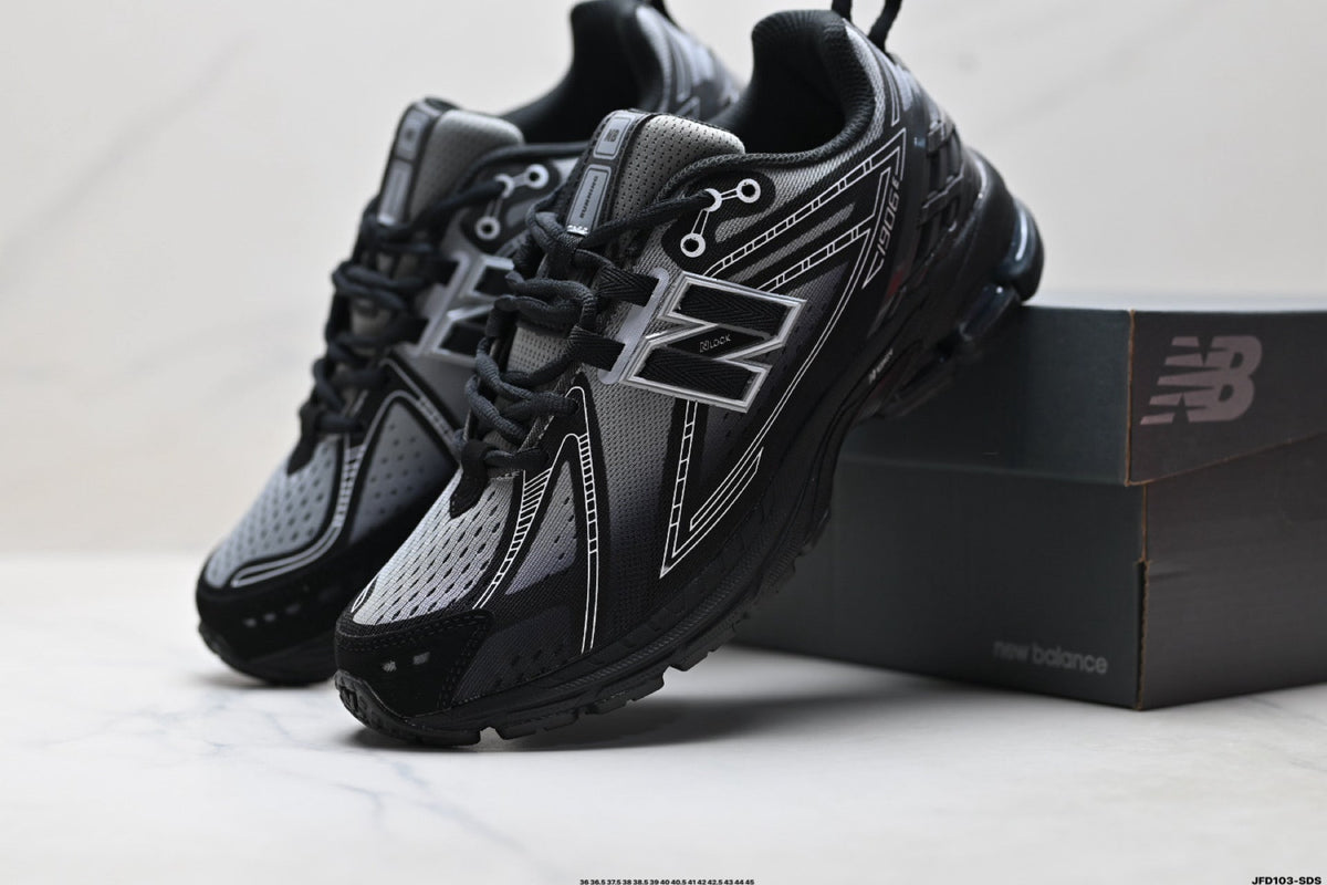New Balance 1906 Retro Lifestyle Sneakers