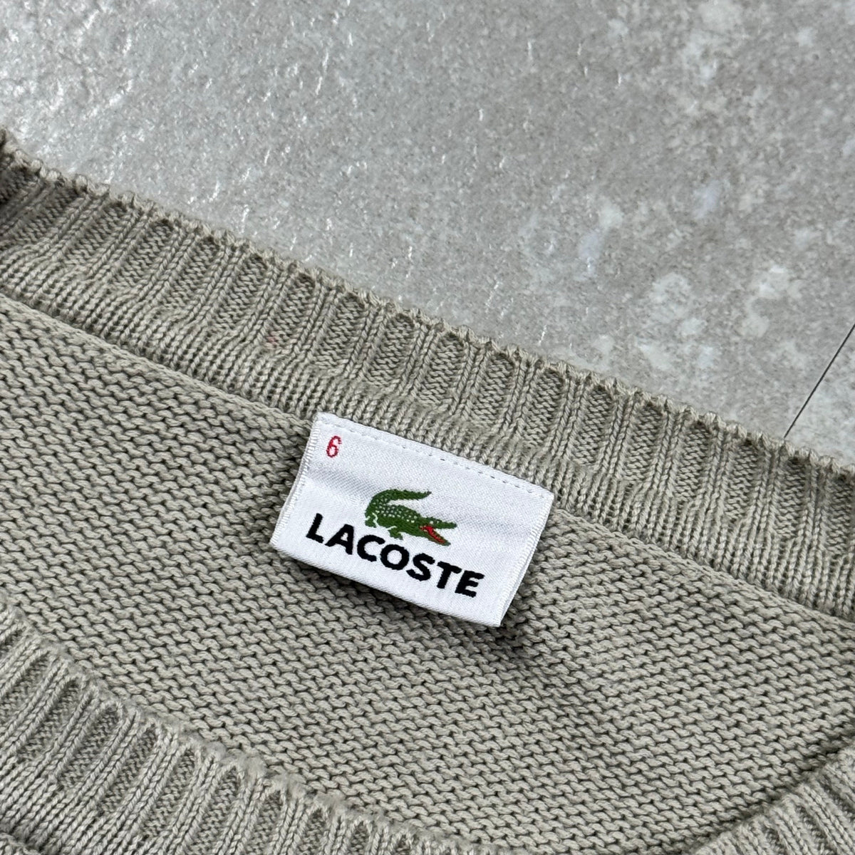 Lacoste Sweater (XL)