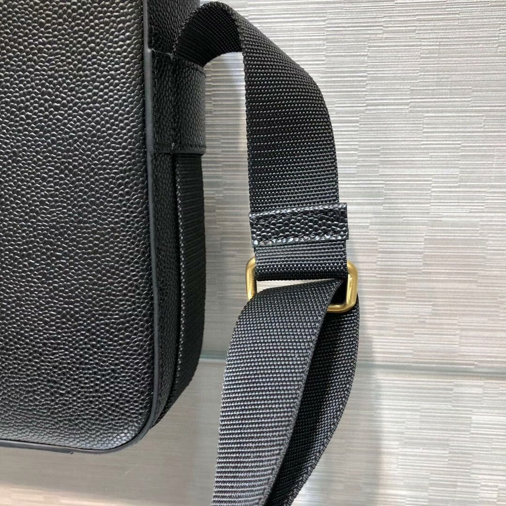 Men's shoulder messenger bag