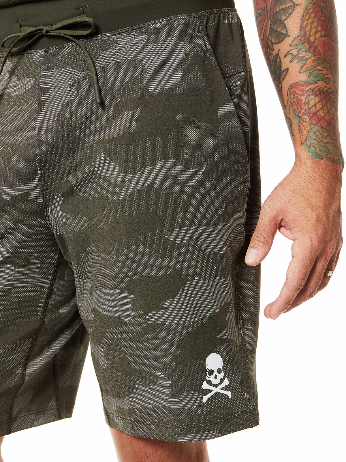 T.H.E. Short 9in Lined Camo