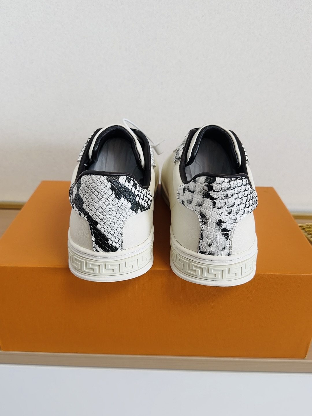 Louis Vuitton Red Star Low-Top Sneakers