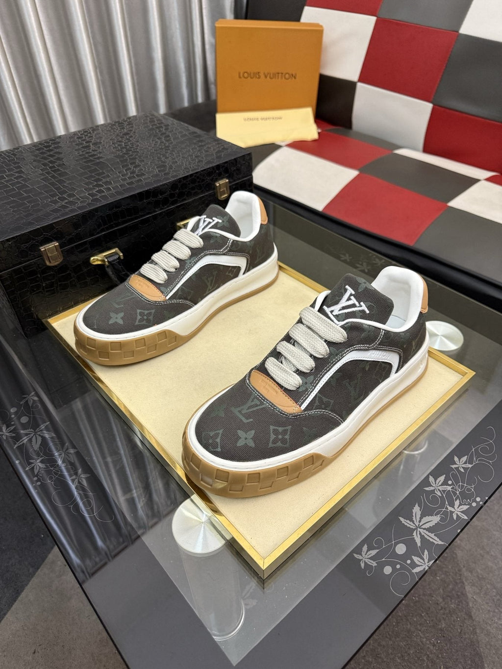 Louis Vuitton Patterned Low-Top Sneakers
